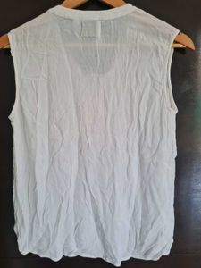 White Lace-Up V-Neck Sleeveless Tunic Top
