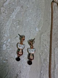 Designer Flower Necklace &amp; Earring Set