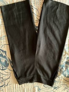 Black Capri Style Pants