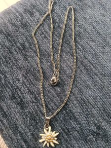 cute edelweiss flower short chain necklace for sal