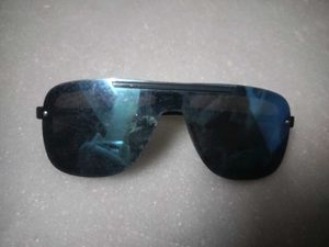 Stylish Blue Mirrored Sunglasses
