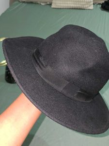 H&amp;M Black Fedora Hat