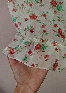 Beautiful Flowy Gown/Dress – Fits S to L