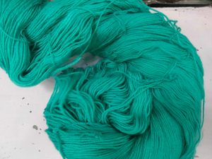 4 ply 200 gram Vibrant Green Yarn Skein