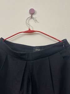 Black Wide Leg Cropped Pants