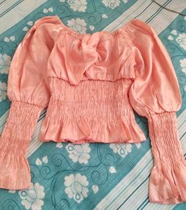 Peach Smocked puffed sleeved Top🍑💝