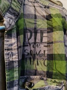 Men's Plaid Button-Down Shirt
