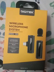 Wireless Lavalier Microphone Set