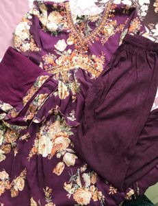 V-neck Elegant kurta set