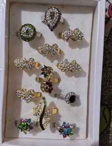 Assorted Rhinestone Ring Set