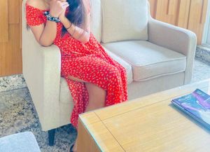 Chic Red Floral Midi Dress