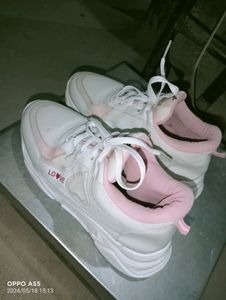 Women Sports Shoes ☺️