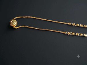 Elegant Gold Chain Necklace
