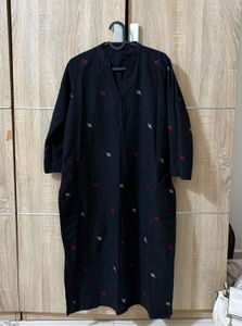 Black Embroidered Kurta