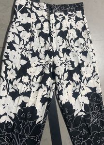 Chic Floral Print Pants