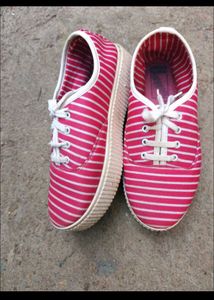 38 size .Pink Striped Canvas Sneakers