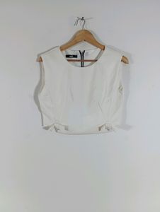 Off White Casual Plain Top (Women)