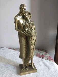 Decorative Family Sculpture
