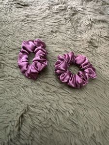 Brand new Jamuni hair scrunchie set