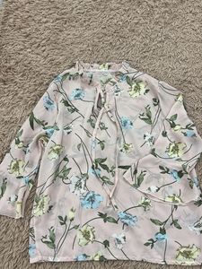 Chic Floral Bell Sleeve Blouse