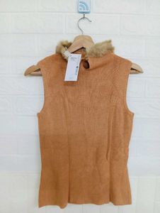 Tan Sleeveless Fur Collar Top