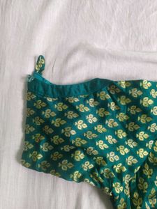 Handstitched Green Ethnic Kurta with Gold Print✨️