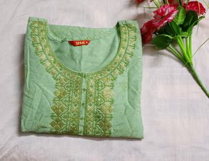 Women Self Design Pure Silk Straight Kurta
