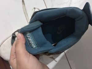 Jordan Sneakers