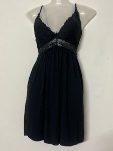 Pintresty Black Lace Trim Nightgown