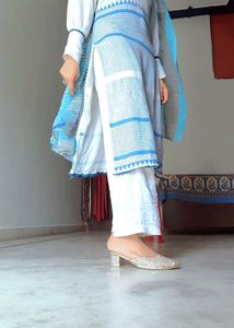Elegant Striped Kurta trouser duppta Set