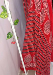 Bright Red Beautiful New With Tag SUIT Set
