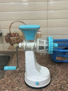 Kids Juice or Pulp Maker