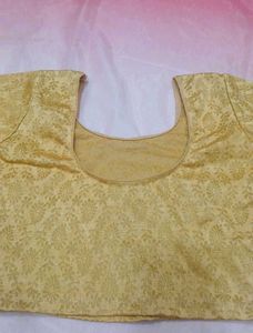 Streachable blouses:  4 options
