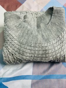 Woolen Grey Top