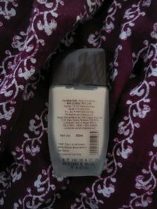 Joy Ultra Look Make-Up Foundation SPF15