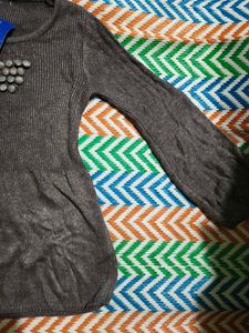 Gray Knit shimmery peplum sweater top