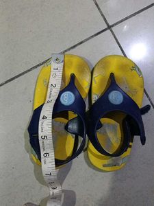 Kids Yellow Flip-Flops ( baby oye)