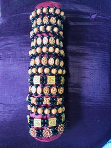 13 pieces om charm bracelets