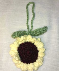 Crochet Sunflower 🌻 hair tie or keychain