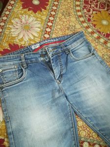 One Sided Rugged Jeans