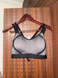 Grey Imported Crossback Sports Bra🩶