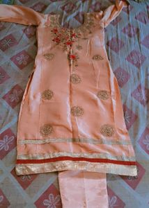 Elegant Peach Kurta Set with Embroidery