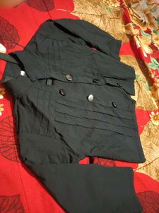 Black Short Double-Breasted Stretchable Jacket