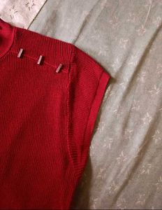 Red Knit Top 😍