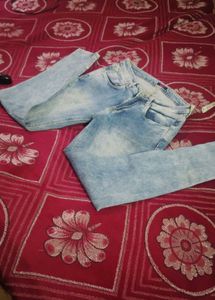 Embellished Light Wash Skinny Jeans