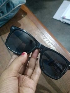 Black Wayfarer Style Sunglasses