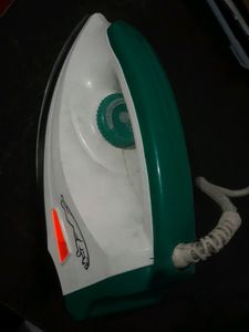 LG Electric Iron (Not Working)