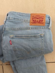 Light Wash Skinny Jeans