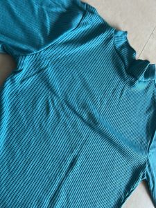 SSS Ribbed Turtleneck Long Sleeve Top