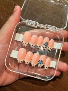summer theme nails